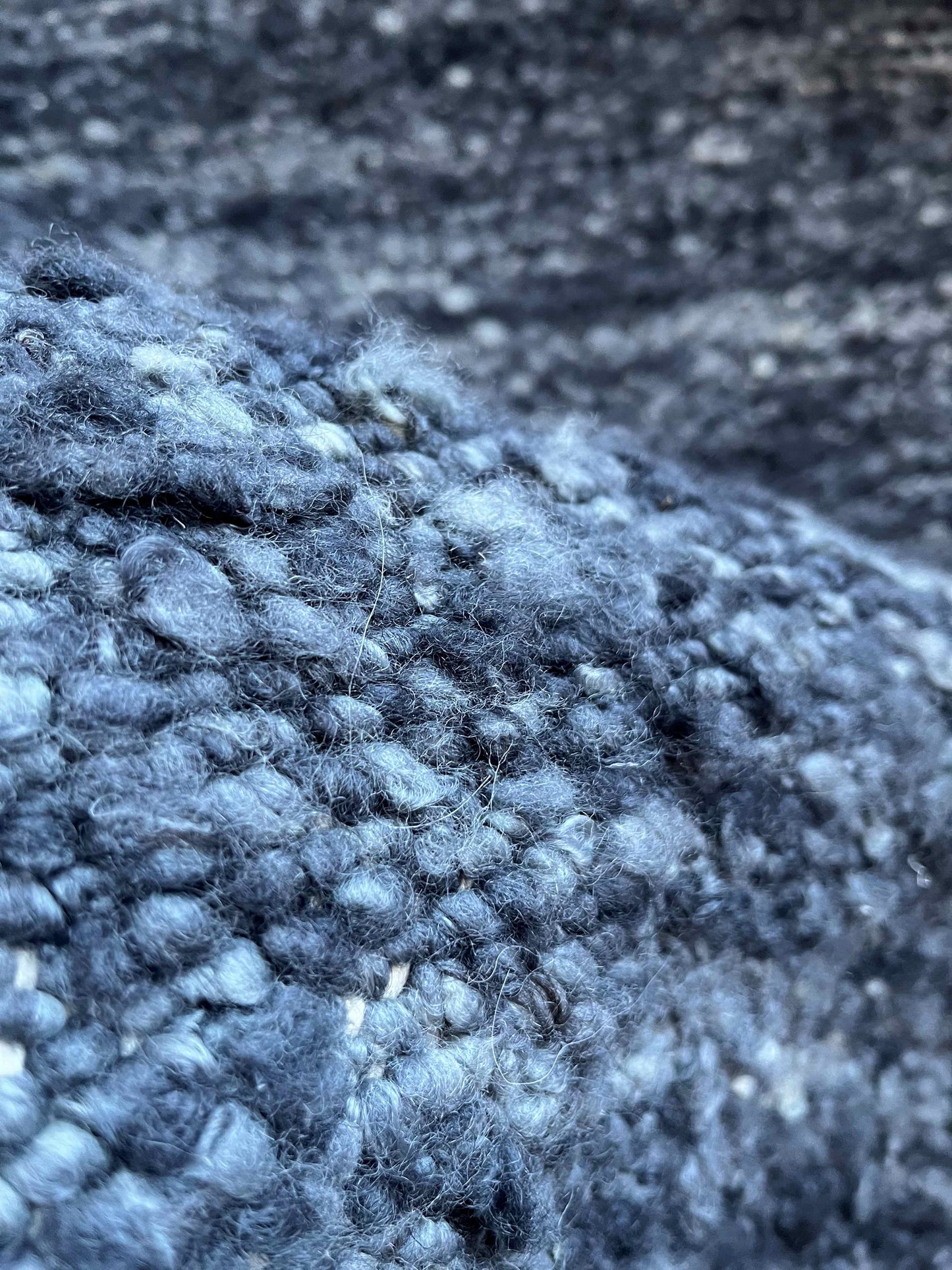 Sample Sale CHARCOAL 2x3