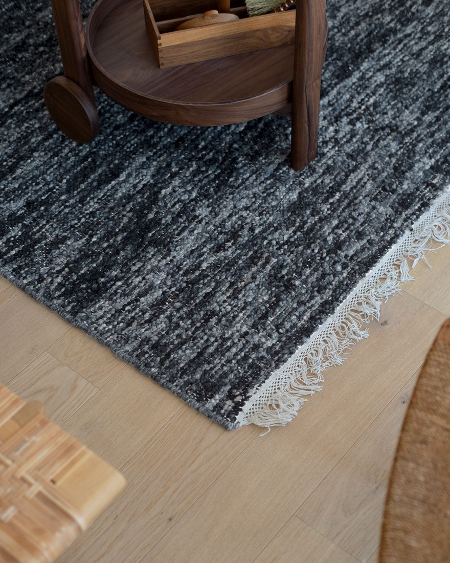 CHARCOAL Runner