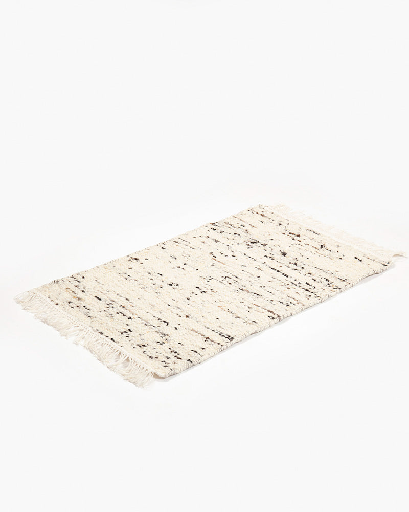 Wool 2x3 carpet
